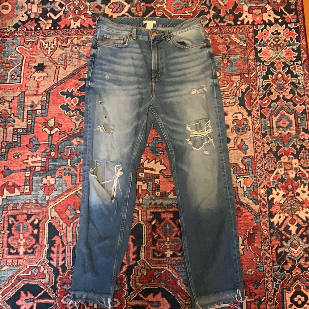 Ripped mom jeans